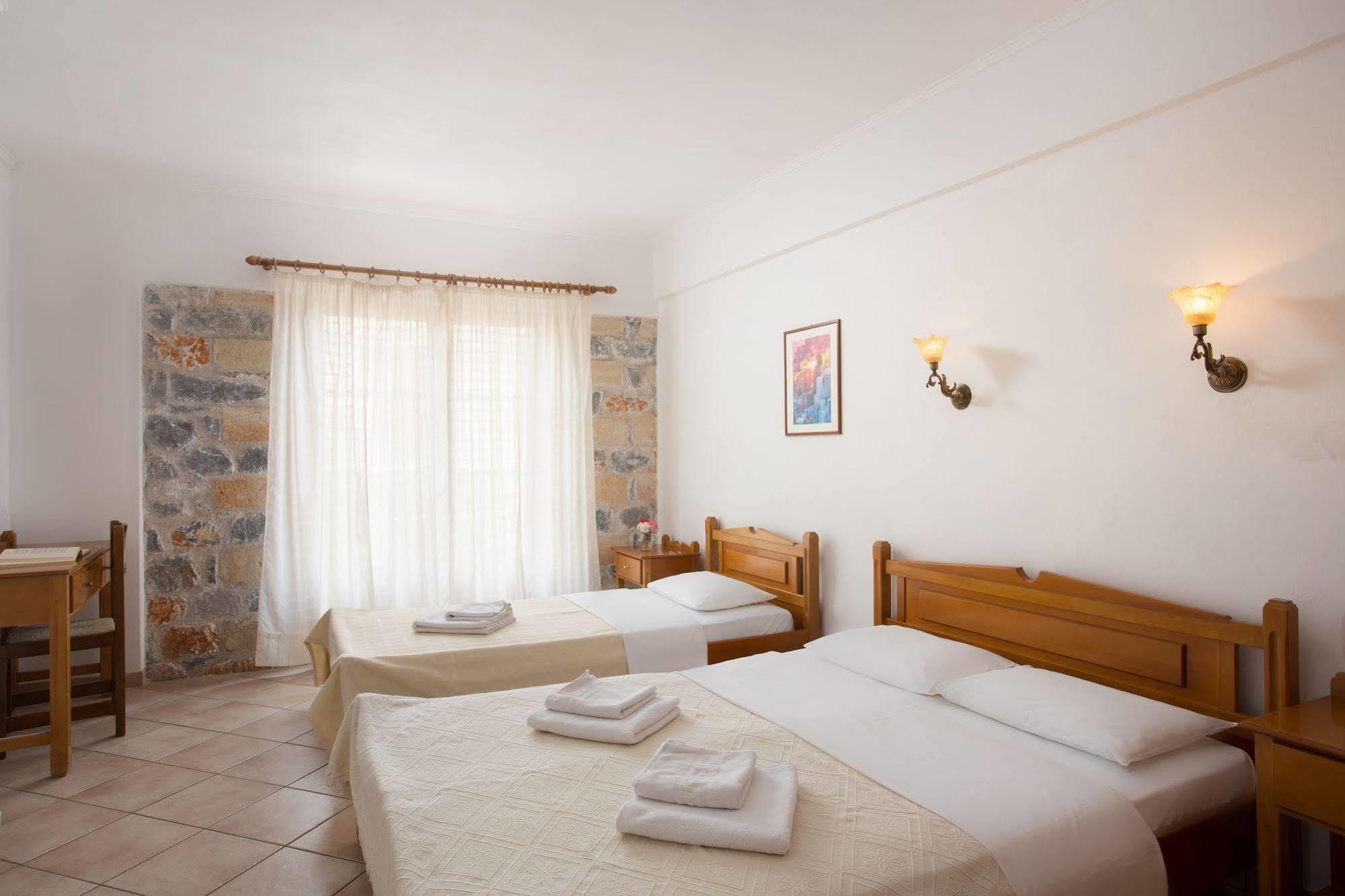 Petrino Guesthouse Monemvasía Exteriér fotografie