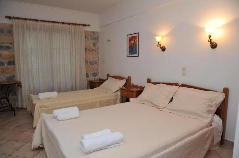 Petrino Guesthouse Monemvasía Exteriér fotografie